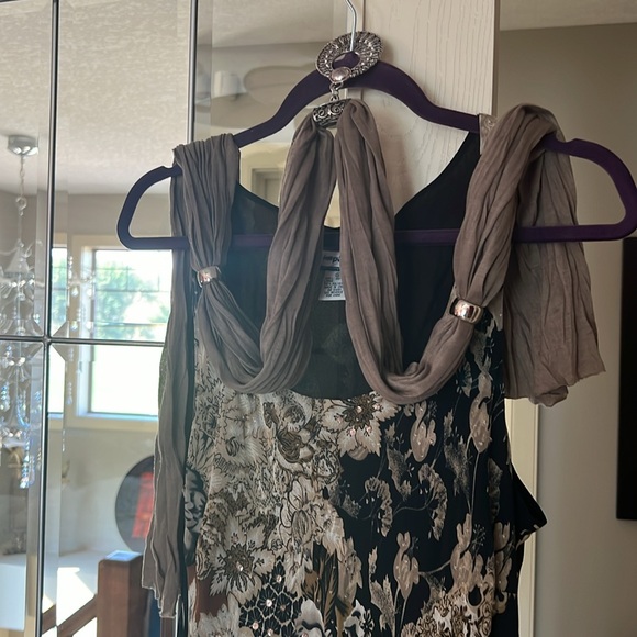 Gorgeous dress size 1x - Picture 5 of 5